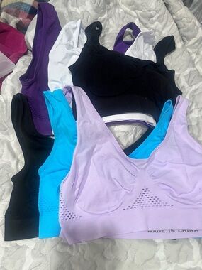 Women’s Seamless Scoop-Neck Bralettes / bras - set of 6!